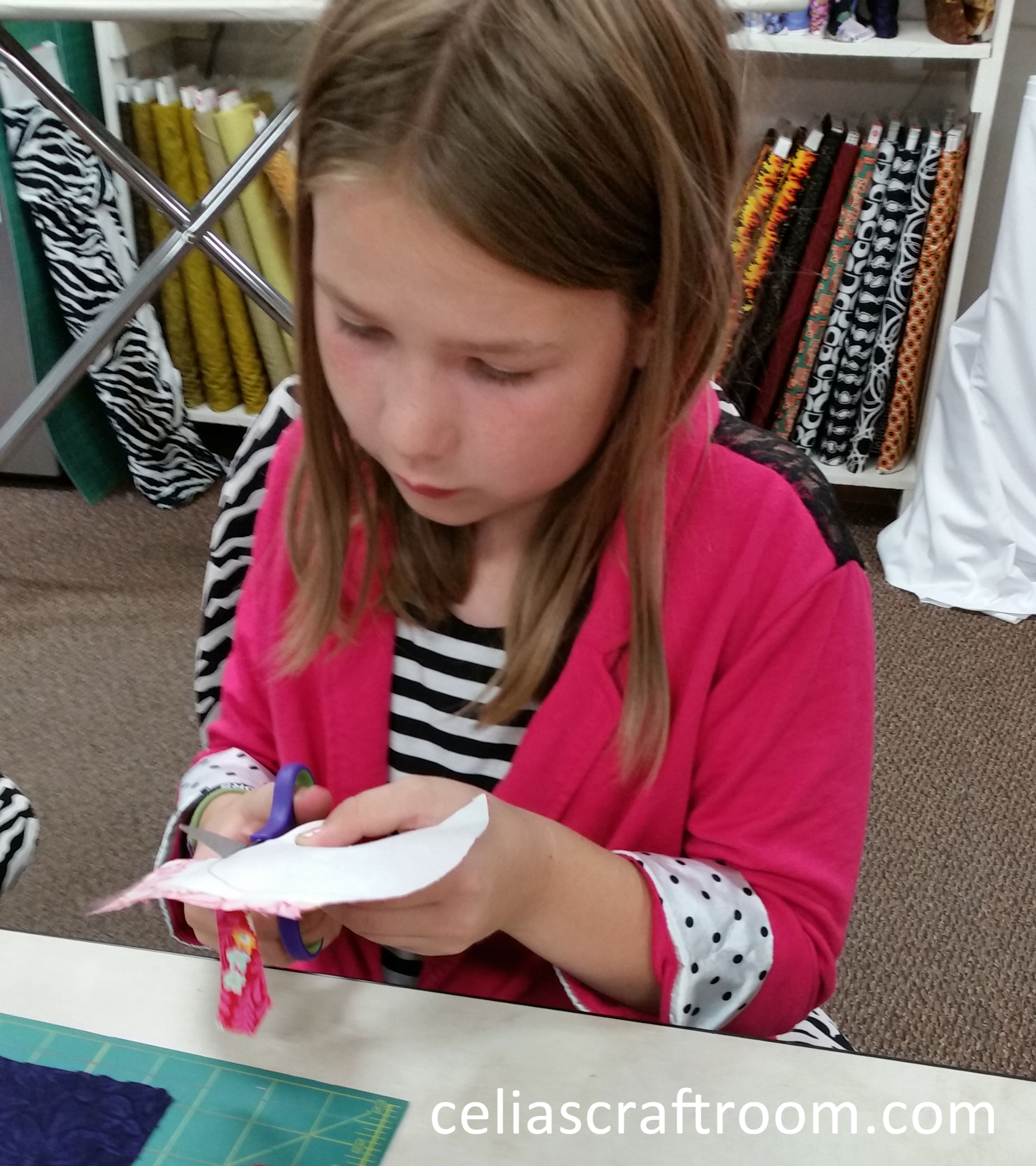 Sewing Class for Kids Aged 8-14 – AnetaArtClasses